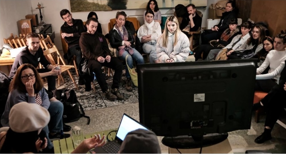 Volunteer meeting at the Ukrainian Center in NGO DEI, Letohradská 10, Prague, mar 2022